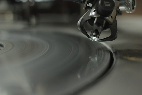 A diamond on the wheel being polished down to perfection