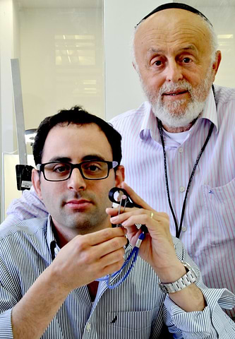 Leibish and Shmulik Polnauer with the Leibish Prosperity Pink Diamond