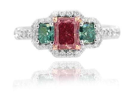 LEIBISH Ring mit drei roten und grünen Diamanten
