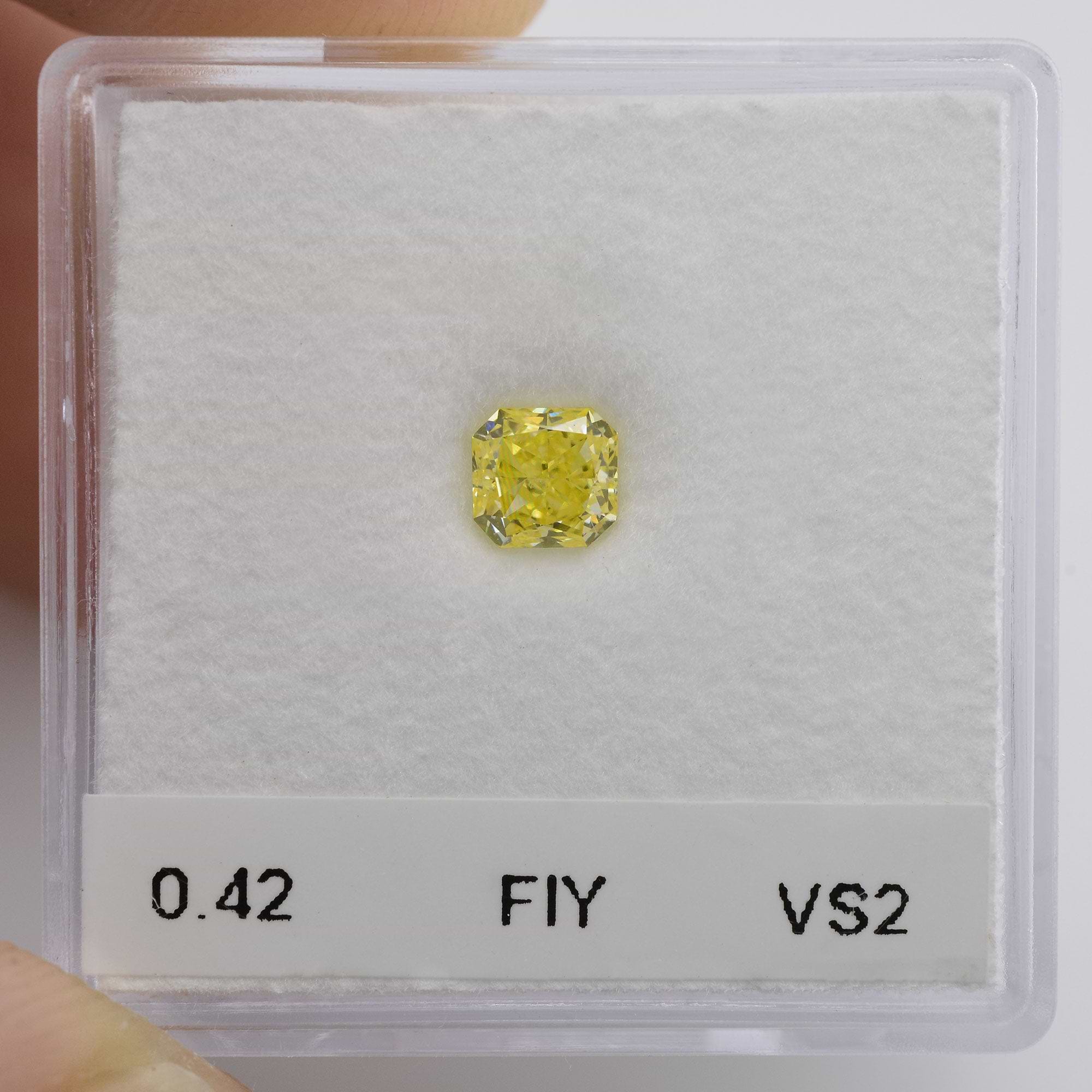 0.040 Fancy Intense Yellow VS-2 イエローダイヤ カラーダイヤ】FANCY INTENSE YELLOW VS2 ネックレス – Mico宝飾店
