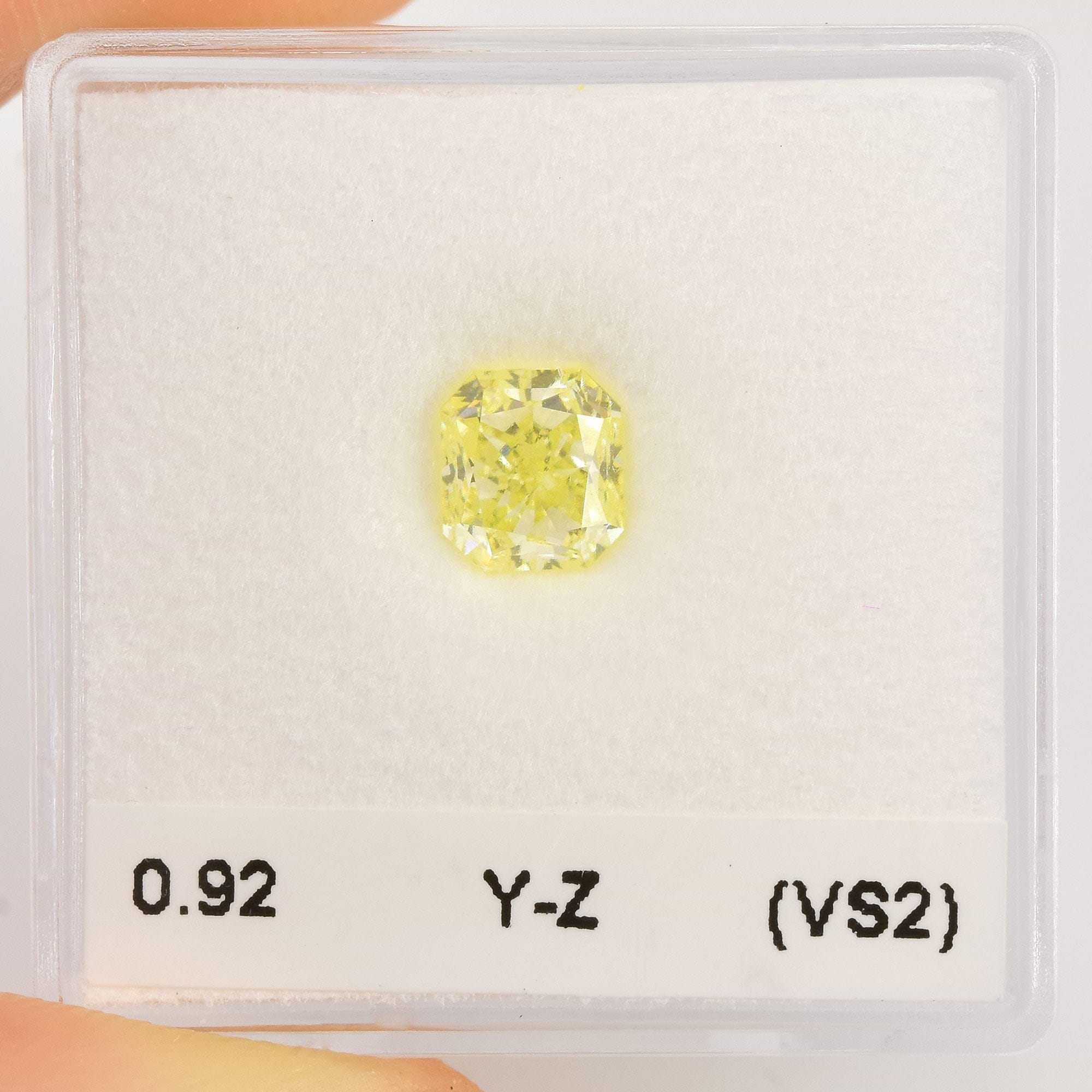 ★87MM★ Mmlg 19MG HFT CREAM YELLOW 0.92 Carat Y-Z Radiant Diamond (VS2) | LEIBISH