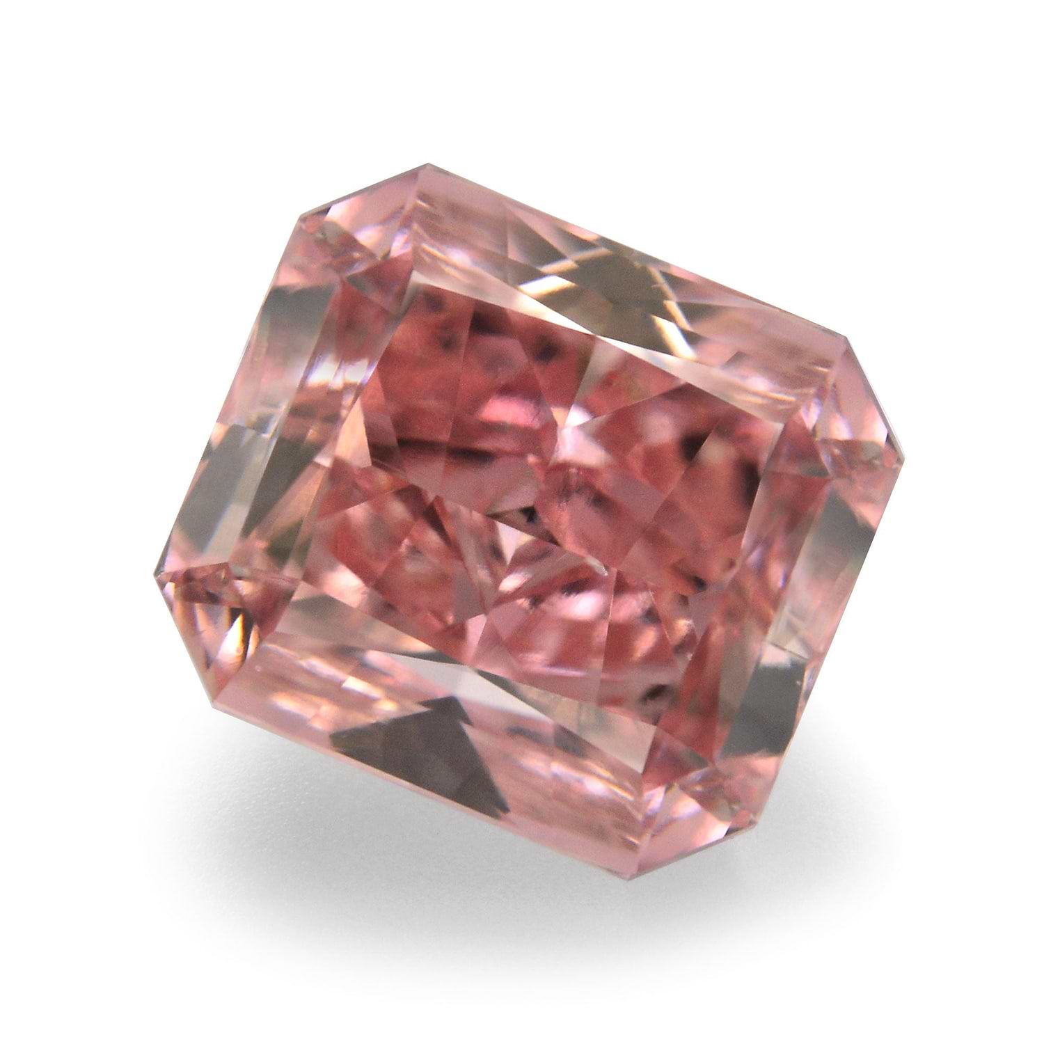 1.06 Carat Fancy Intense Pink Radiant Diamond VS2 GIA