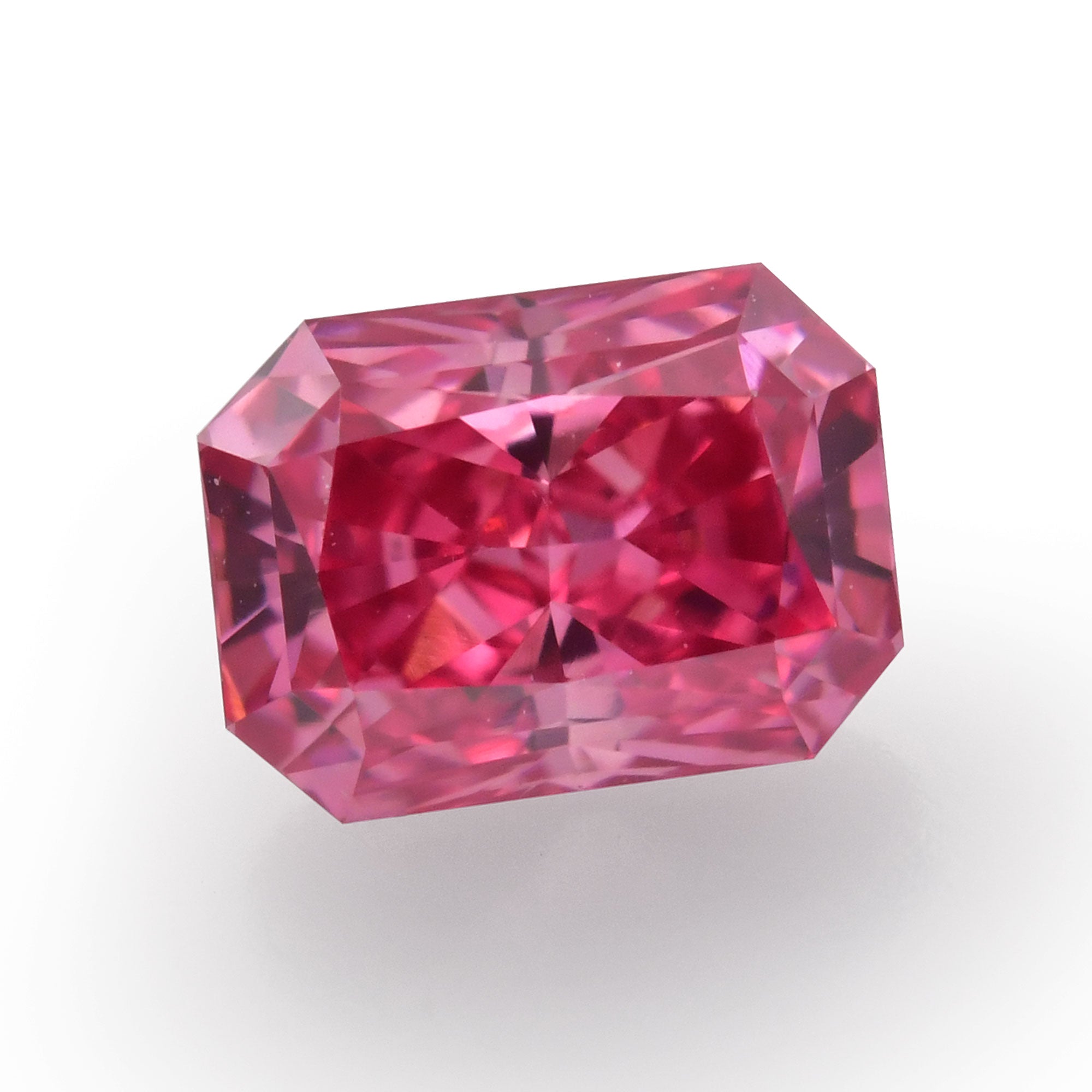 大量入荷 Carat 0.33 Fancy LEIBISH | GIA VS1 Diamond Radiant Pink Vivid ダイヤモンド