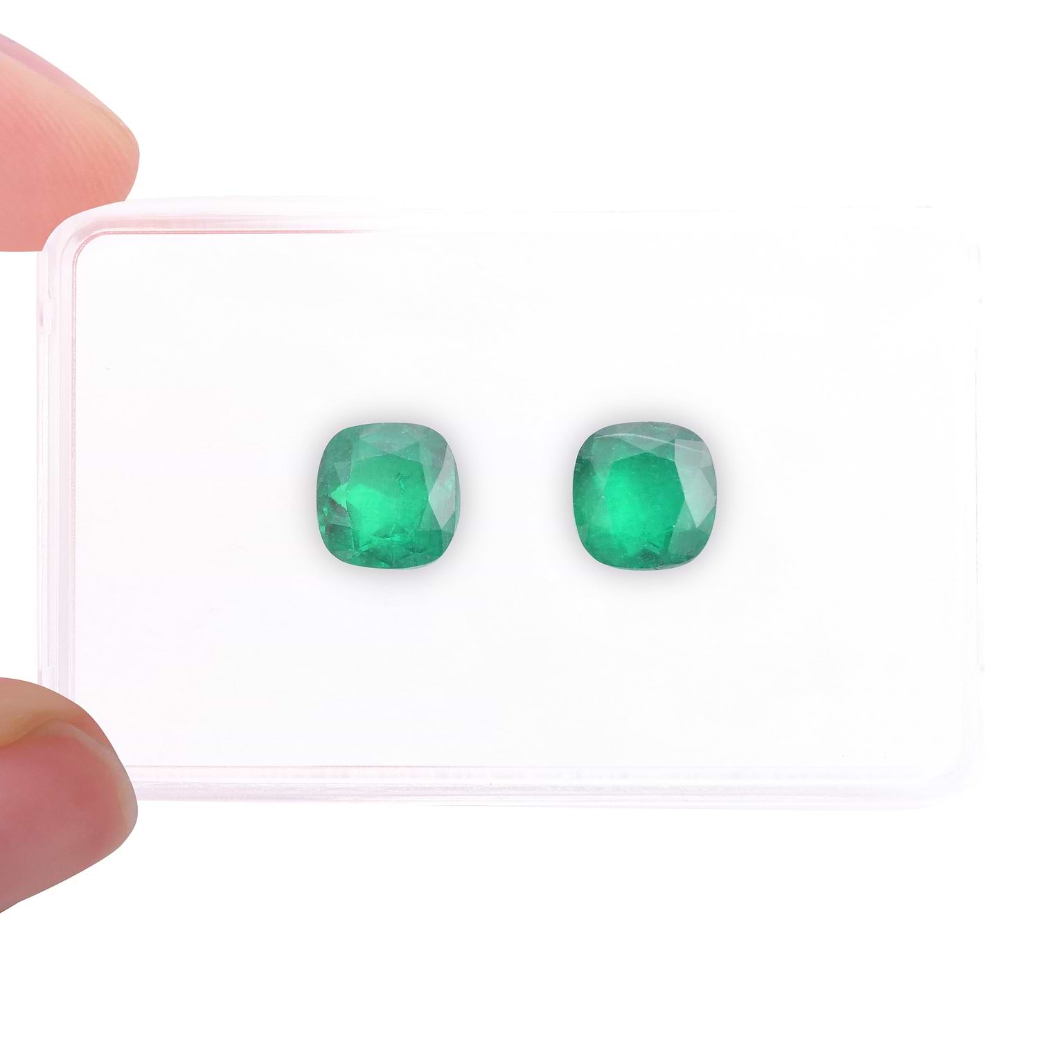 6.40 Carat Green COLOMBIAN Cushion Emerald CD