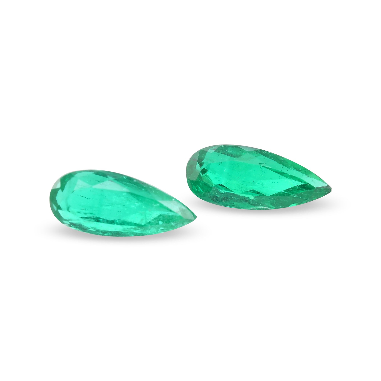 4.93 Carat Green COLOMBIAN Pear Emerald CD