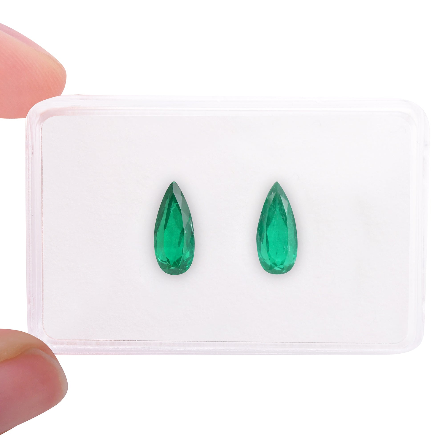 4.93 Carat Green COLOMBIAN Pear Emerald CD