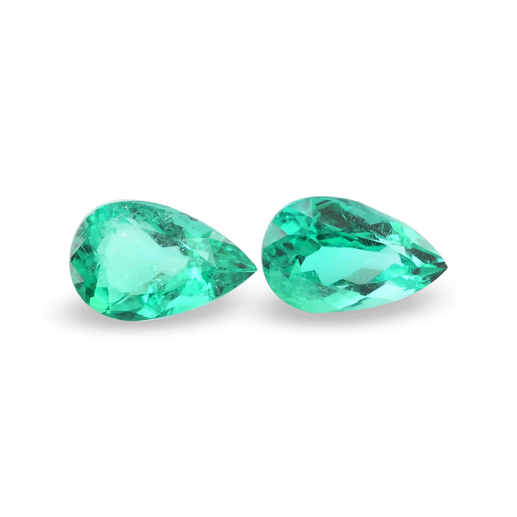 7.60 Carat Green COLOMBIAN Pear Emerald CD