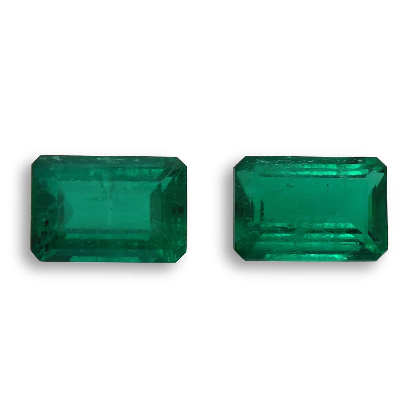 6.42 Carat Green COLOMBIAN Emerald Emerald CD