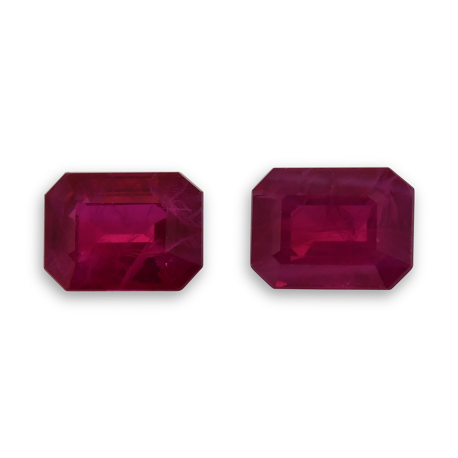4.23 Carat Red BURMESE Emerald Ruby CD