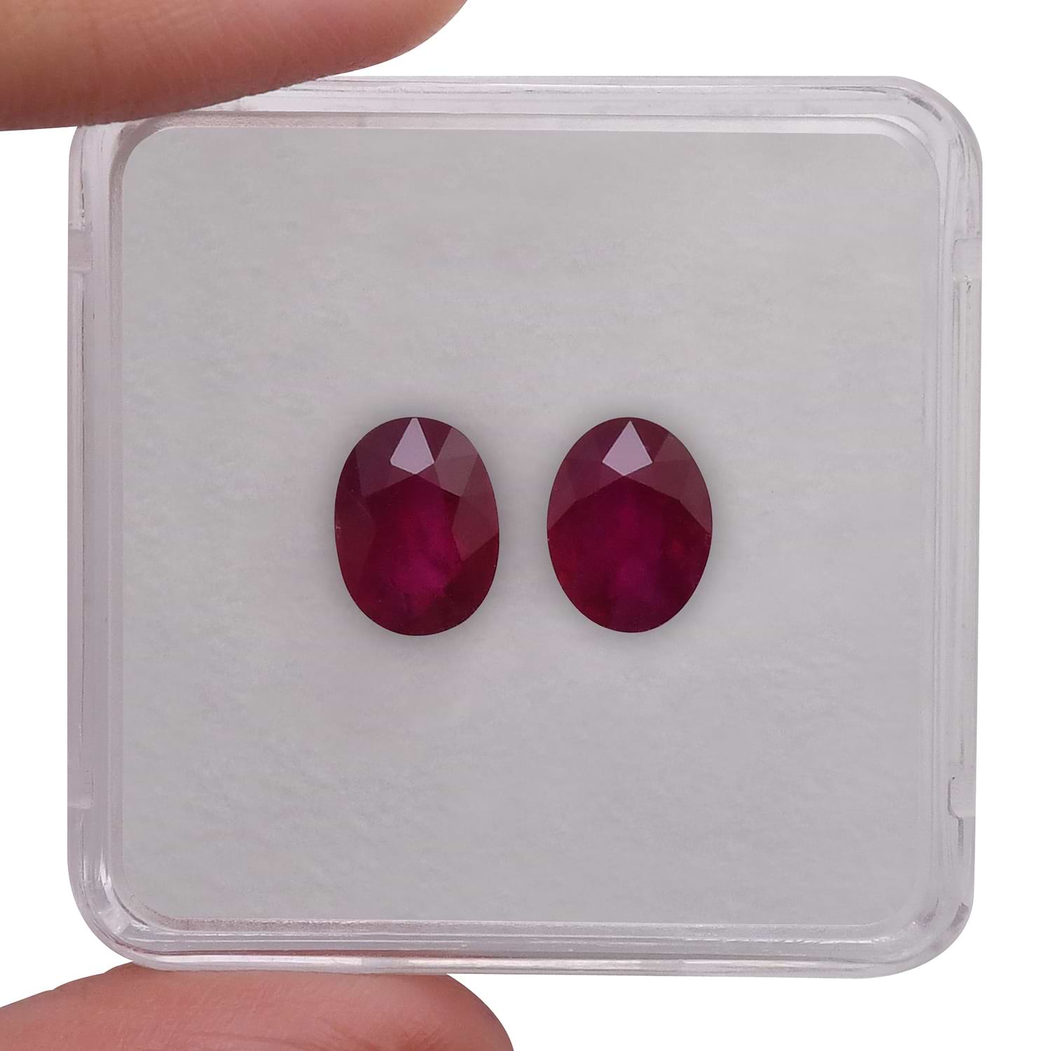 3.72 Carat Red BURMESE Oval Ruby CD