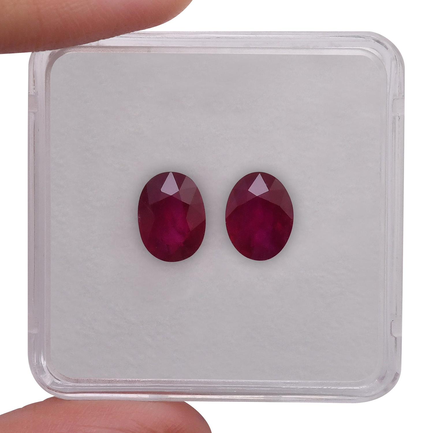 3.72 Carat Red BURMESE Oval Ruby CD