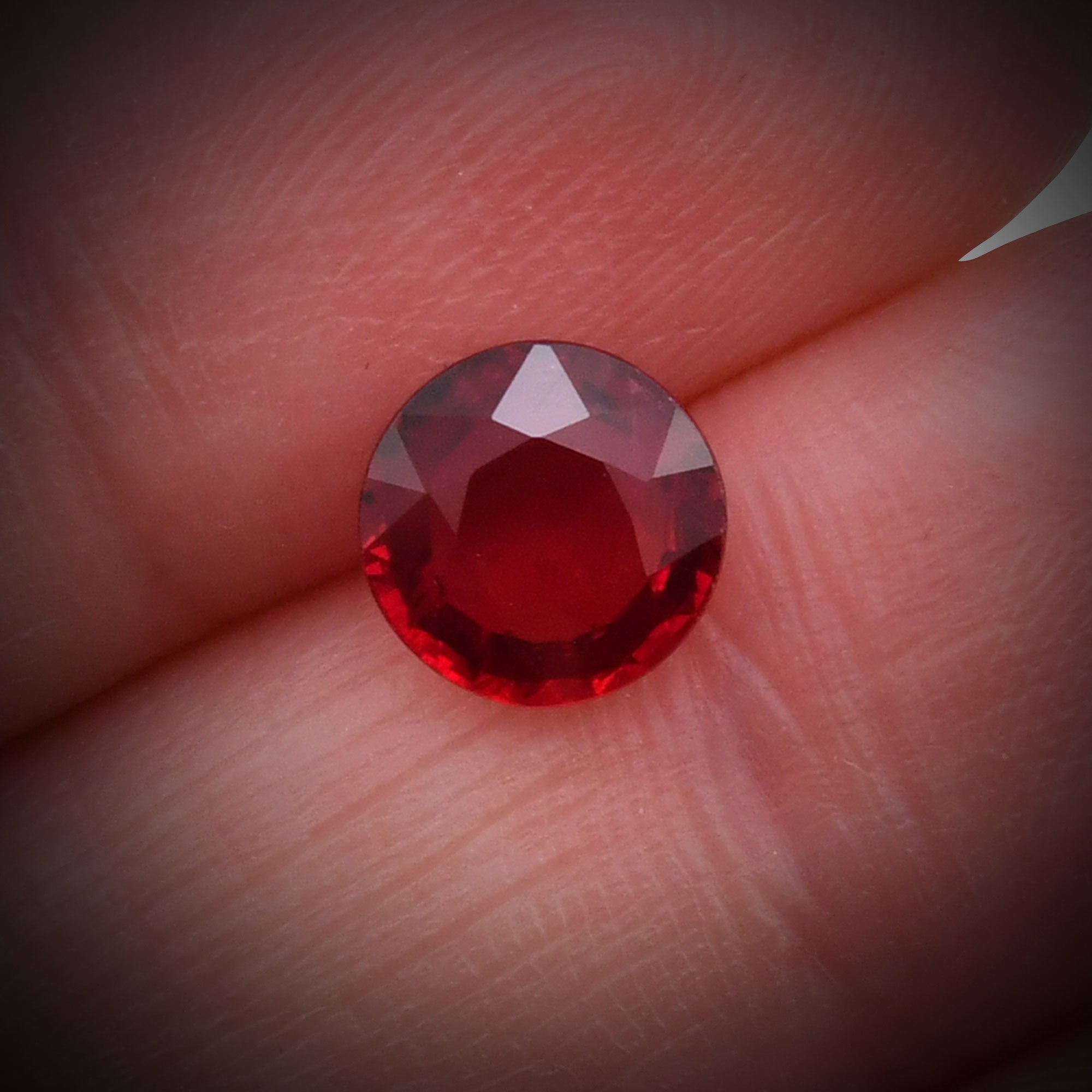 1.53 Carat Red MOZAMBICAN Round Ruby | LEIBISH