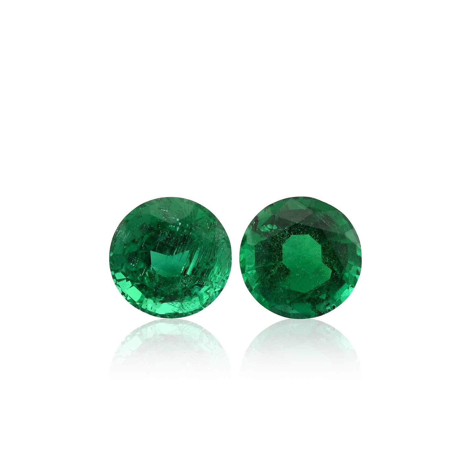 3.12 Carat Green  Round Emerald