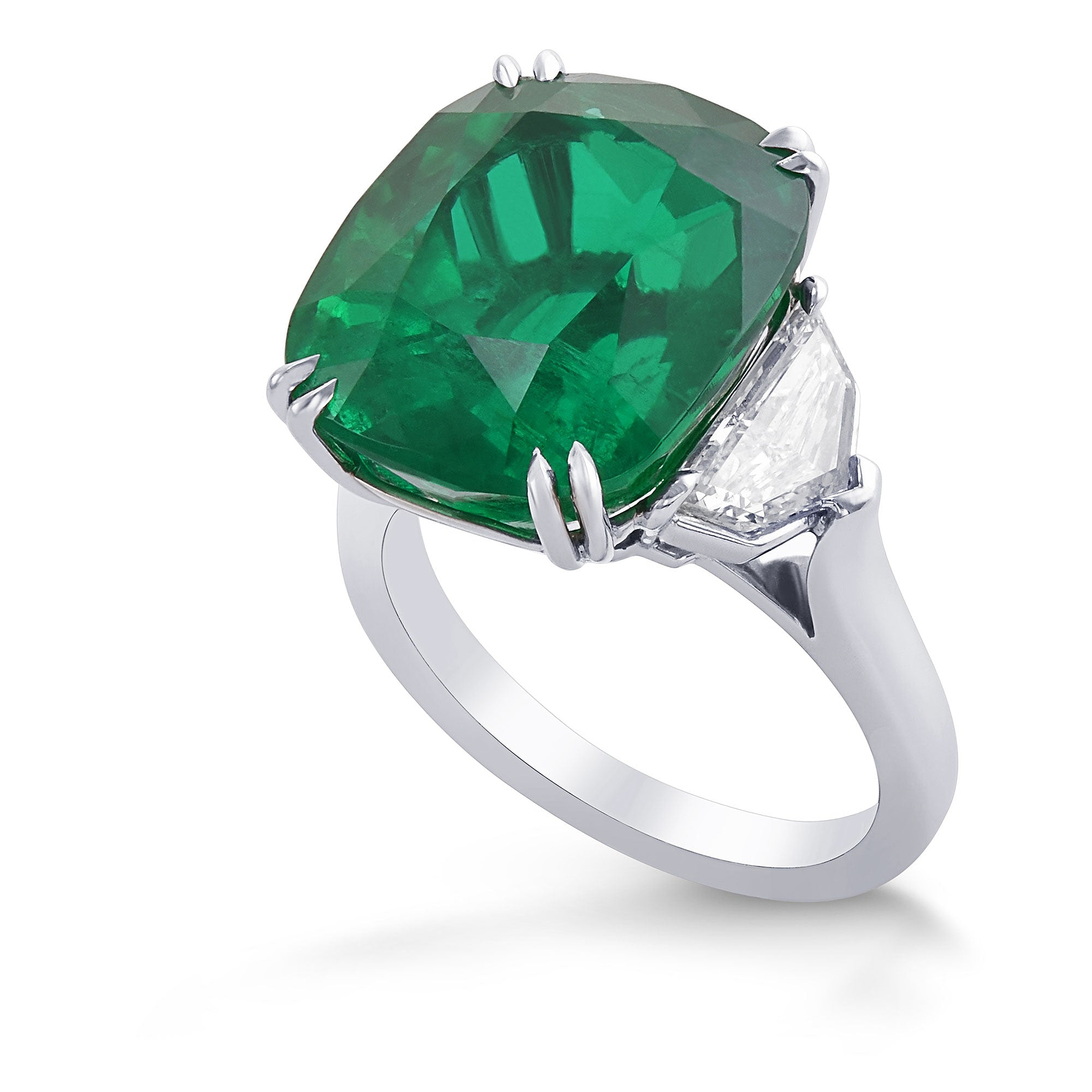 Exceptional Cushion Emerald and Diamond Three Stone Ring GUBELIN - 3