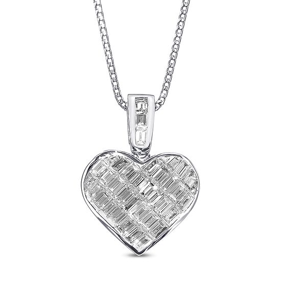 Colorless Heart shape Diamond Pendant