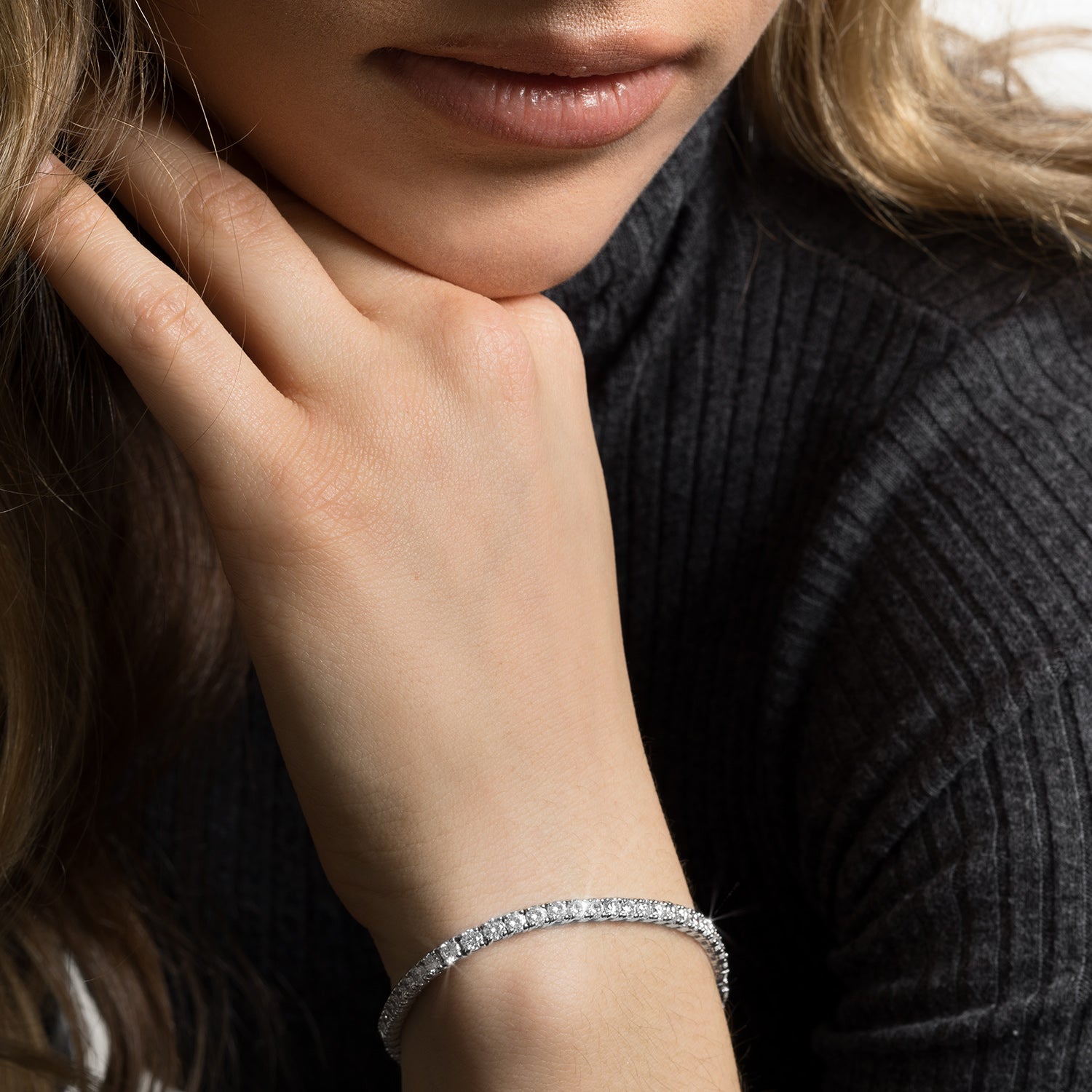 Round White Diamond Tennis Bracelet - 4