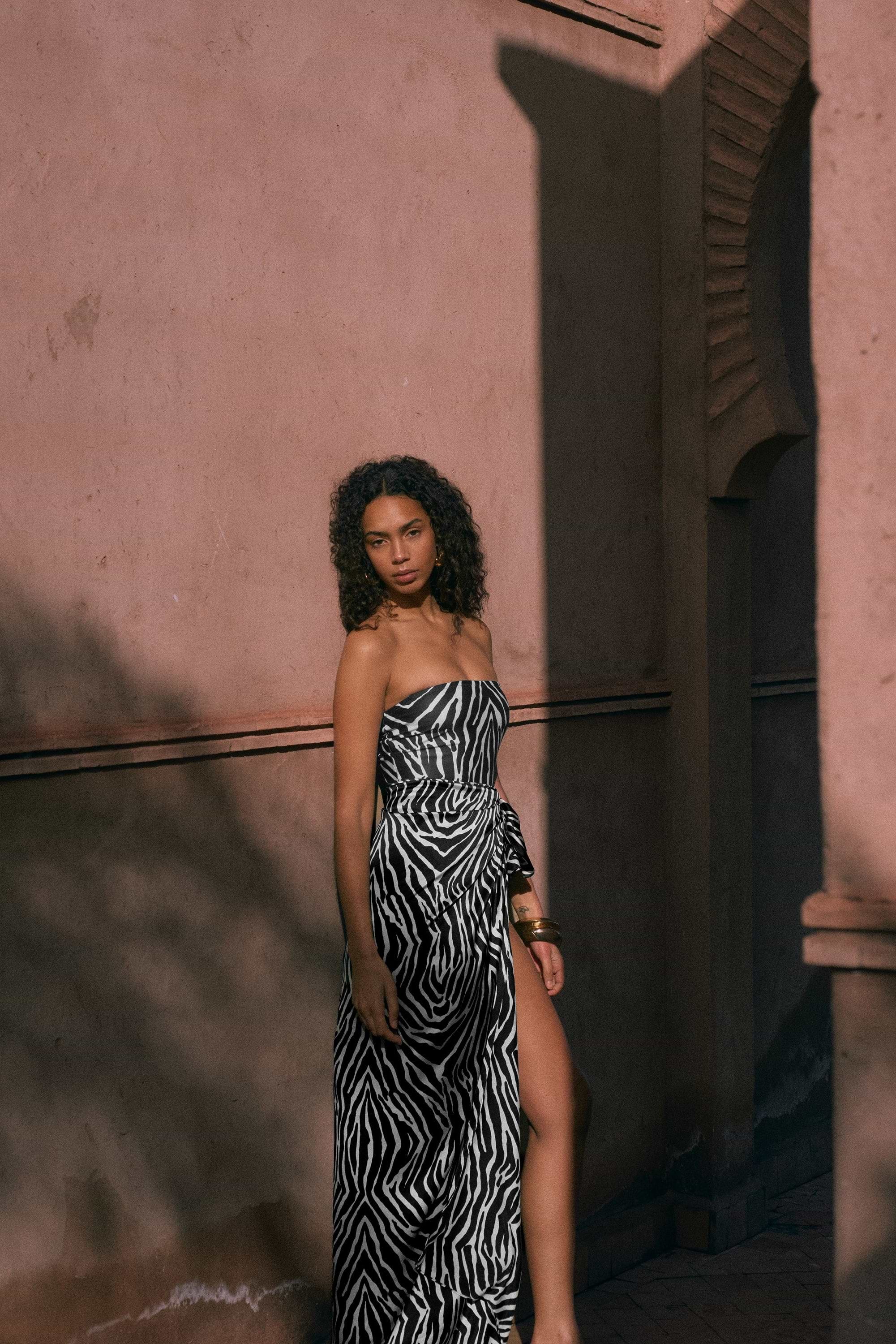 新品bohemians BIGLOVE ZEBRA SMOOTH ワンピース SAME Strapless One Piece | Zebra