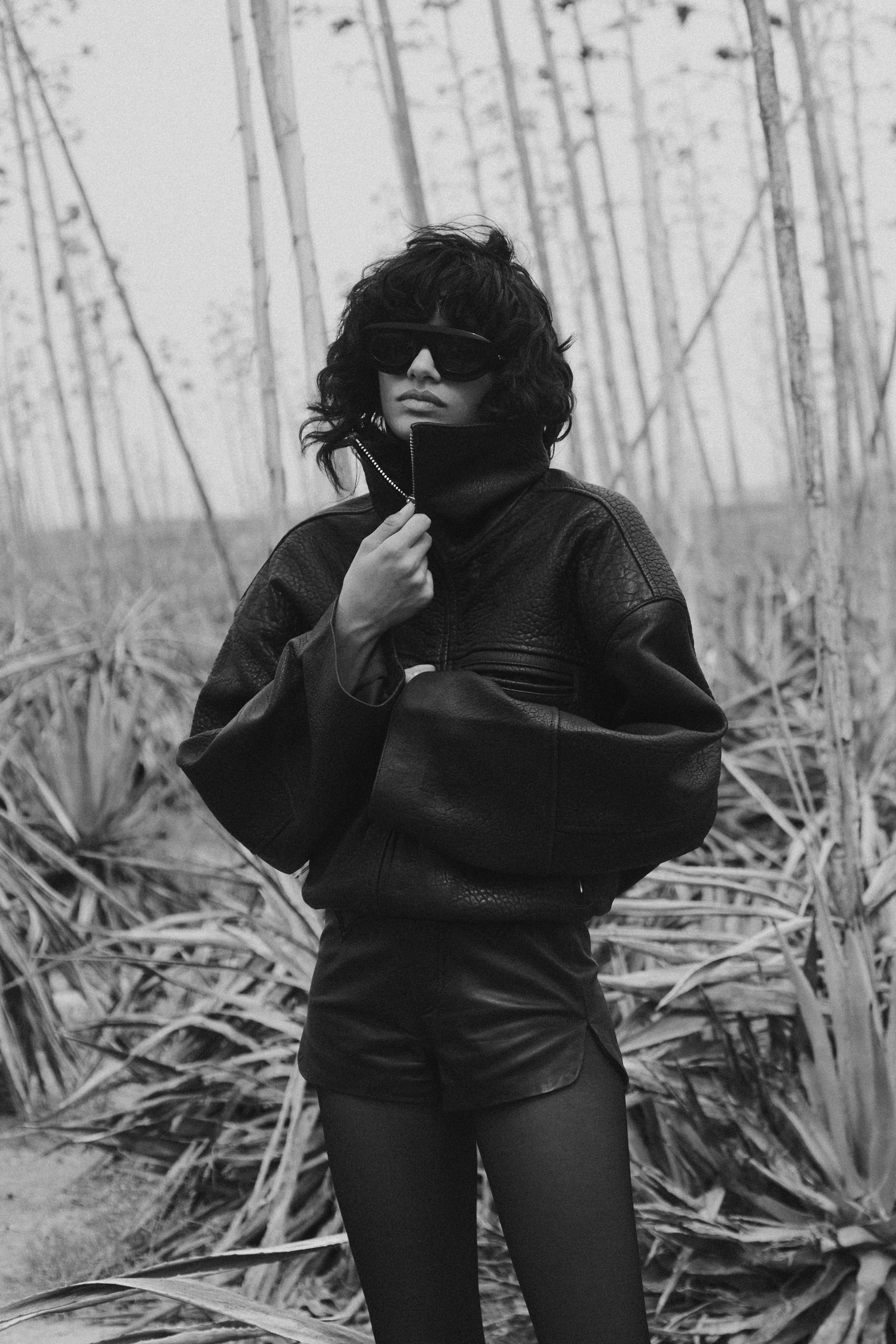 The Leather Hot Short (Black)