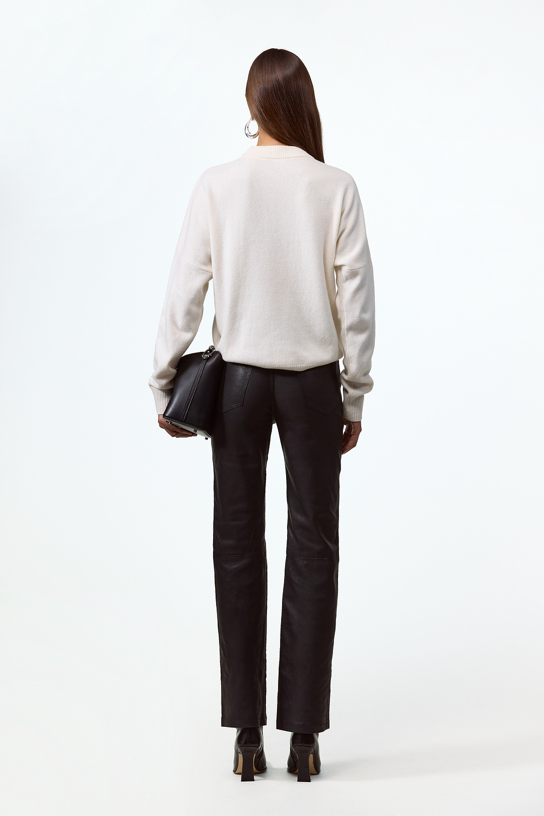 Lightweight Wool Sweater (Cream)