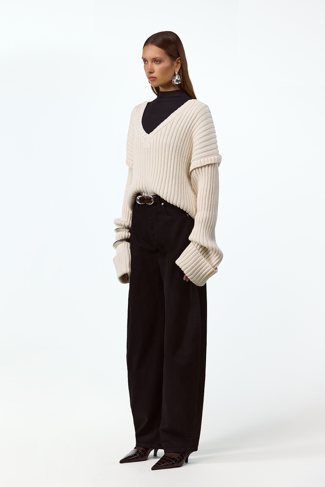 Oversized V Neck Sweater (Cream)