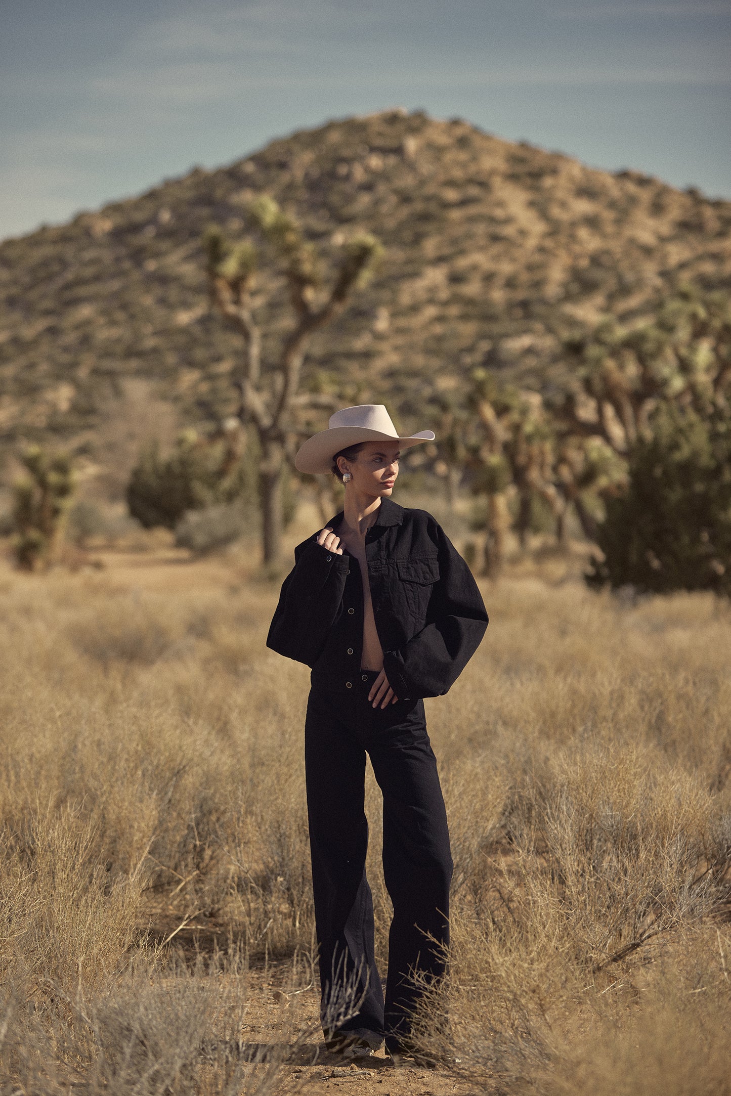 The Wide Leg Jean (Black)