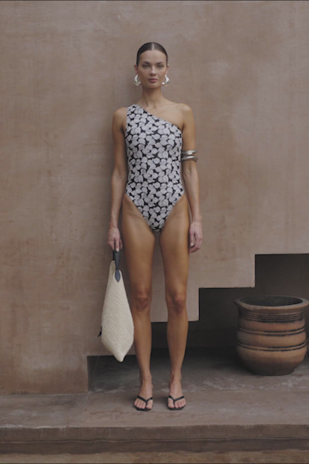 One Shoulder One Piece (Palm Beach Shell Black/Cream)