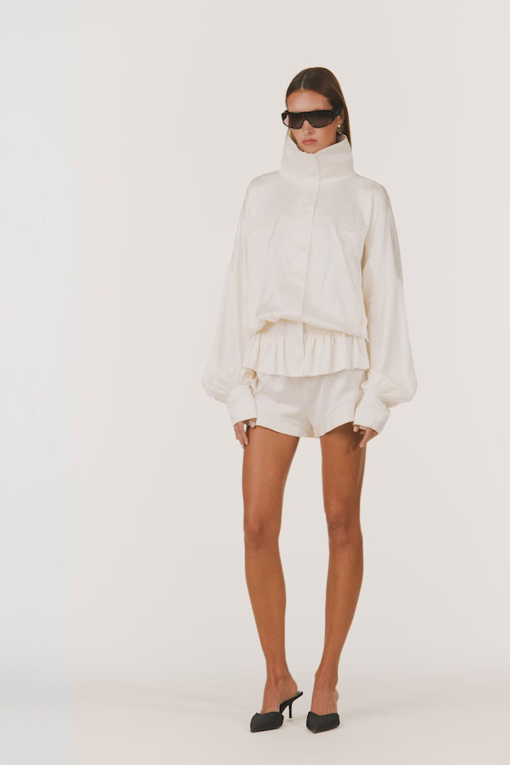 Silk Ruffle Short (Cream)