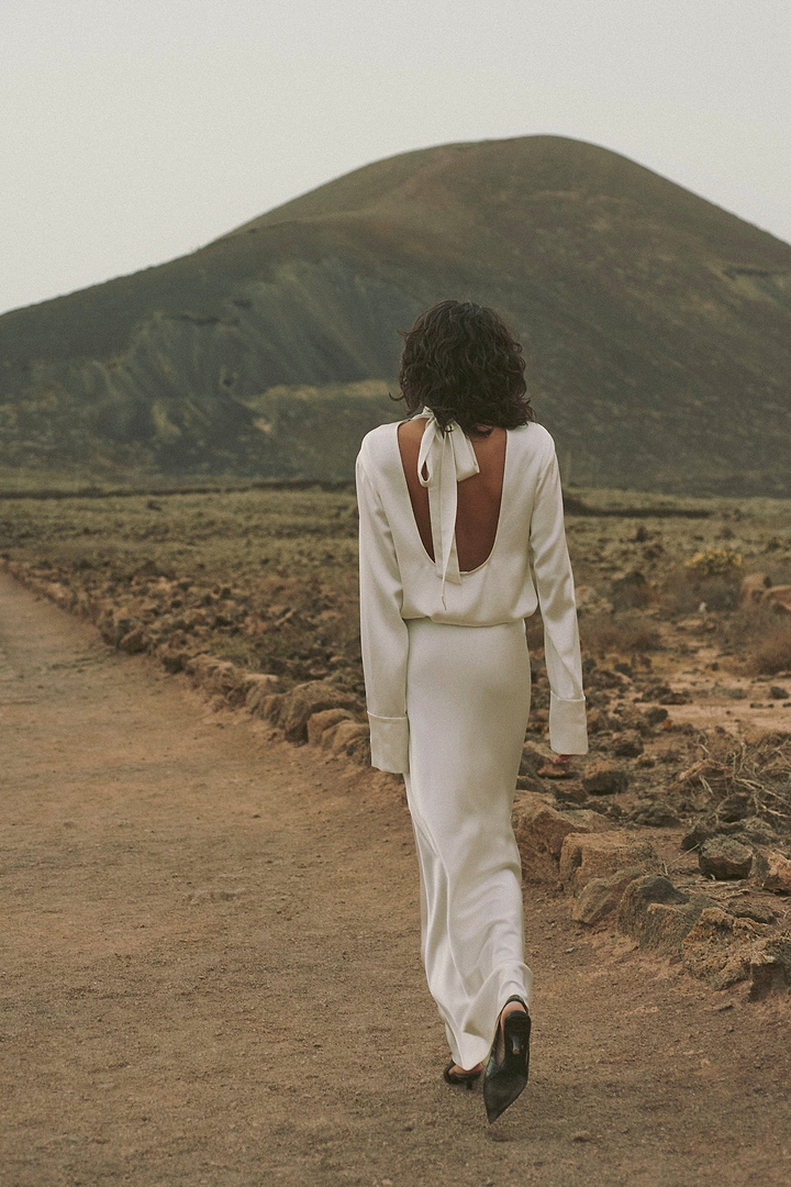 Satin Long Sleeve Blouse (Cream)