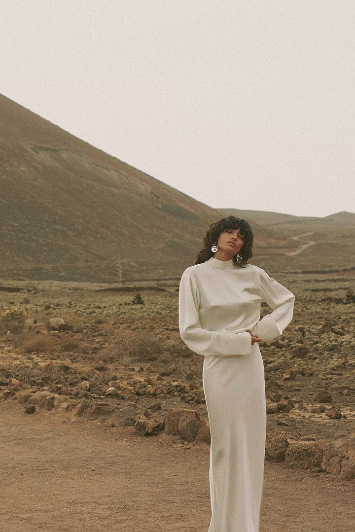 Satin Long Sleeve Blouse (Cream)