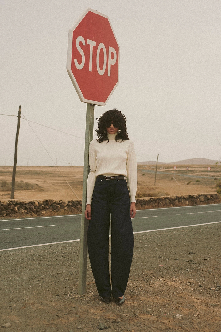 The Barrel Jean (Dark Indigo)