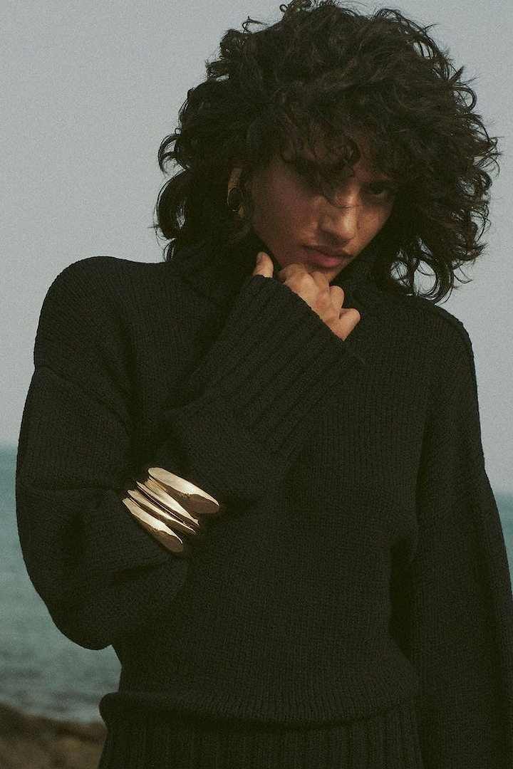 Layered Tower Bangle (Gold)