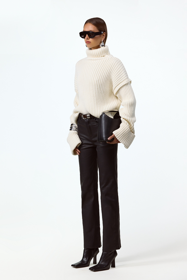 Oversized Ribbed Wool Sweater (Cream)