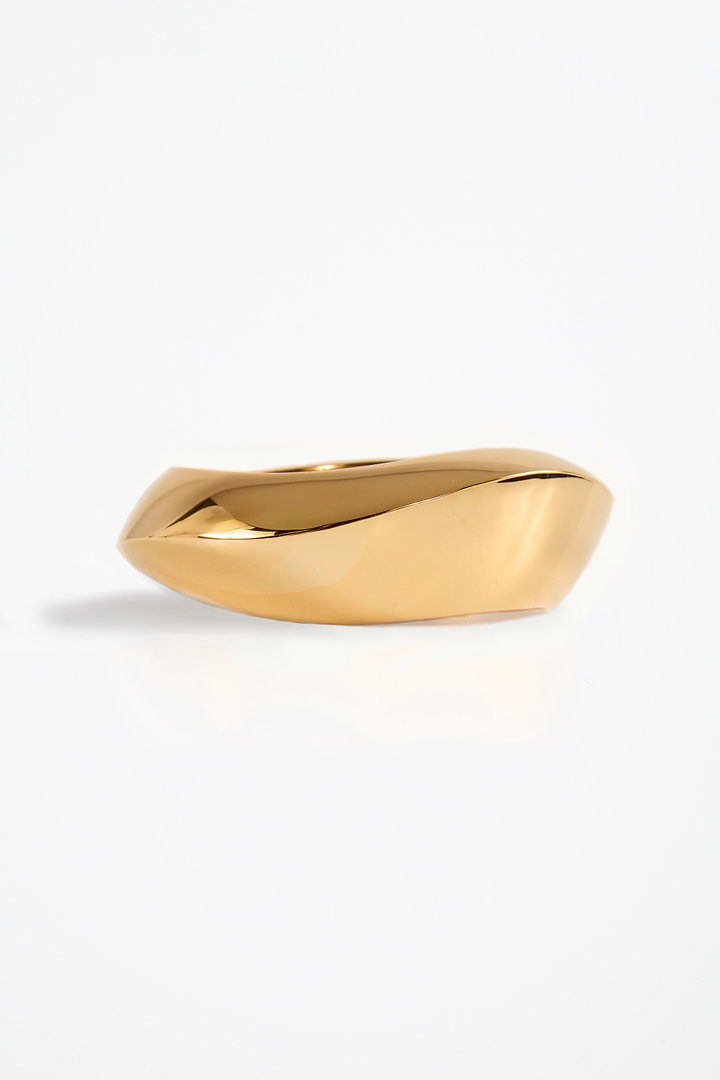 Wave Bangle (Gold)