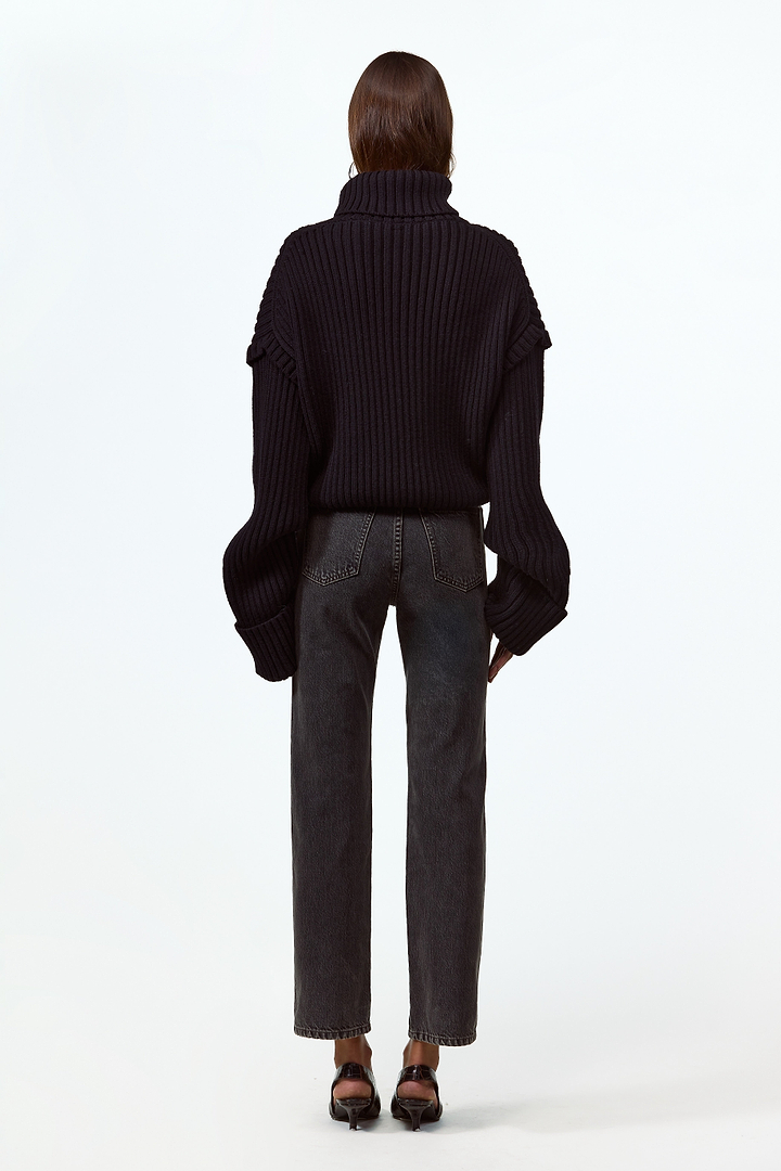 Oversized Ribbed Wool Sweater (Black)