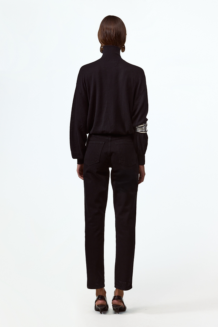 Relaxed Cashmere Turtleneck (Black)