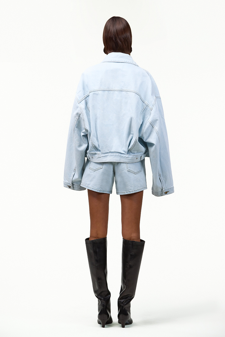 The Perfect Denim Jacket (Vintage Light)