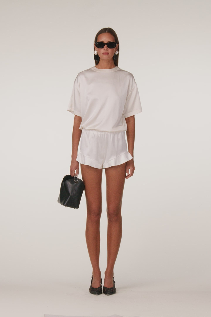 Silk Ruffle Short (Cream)