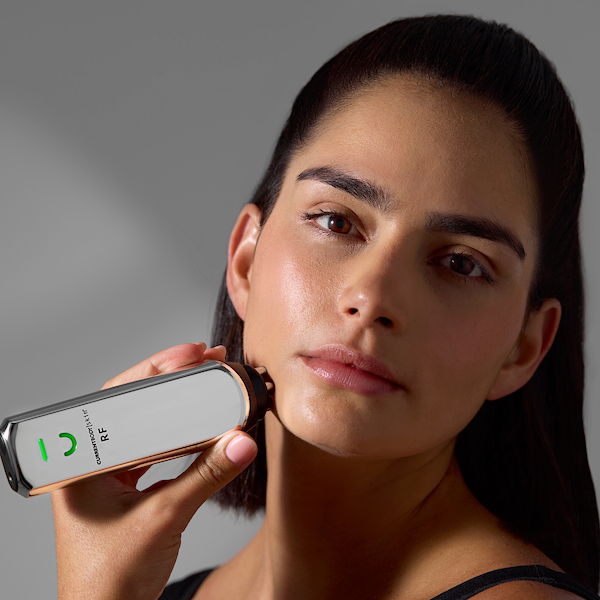 Tecnologia confiada em clínicas, resultados de reafirmação da pele