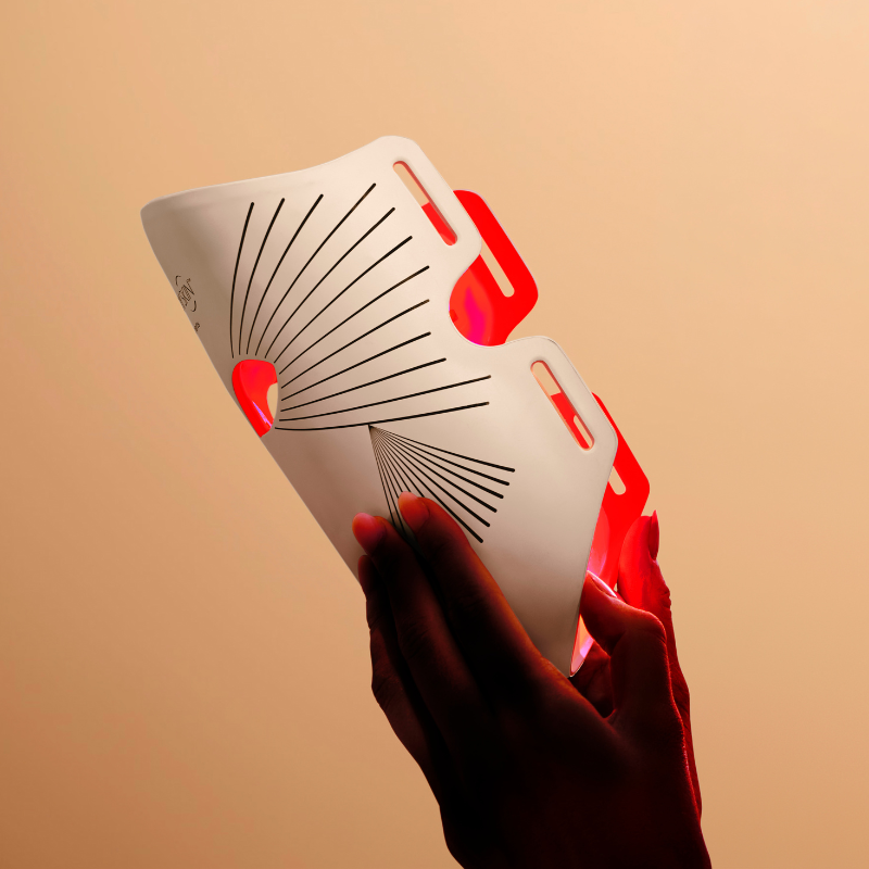 Does sunscreen block red light therapy?