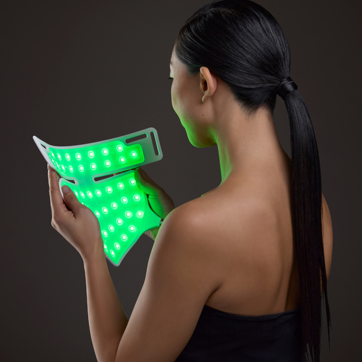Trattamento illuminante e antietà mirato