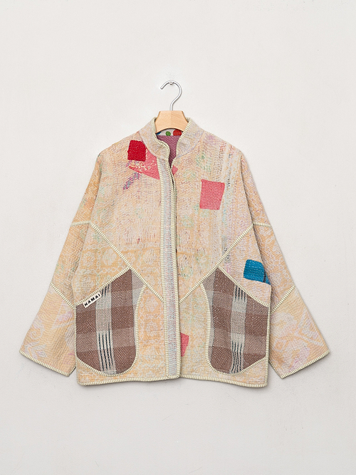 The Ladhiya Quilted Patchwork Kantha Jacket – NAMAI