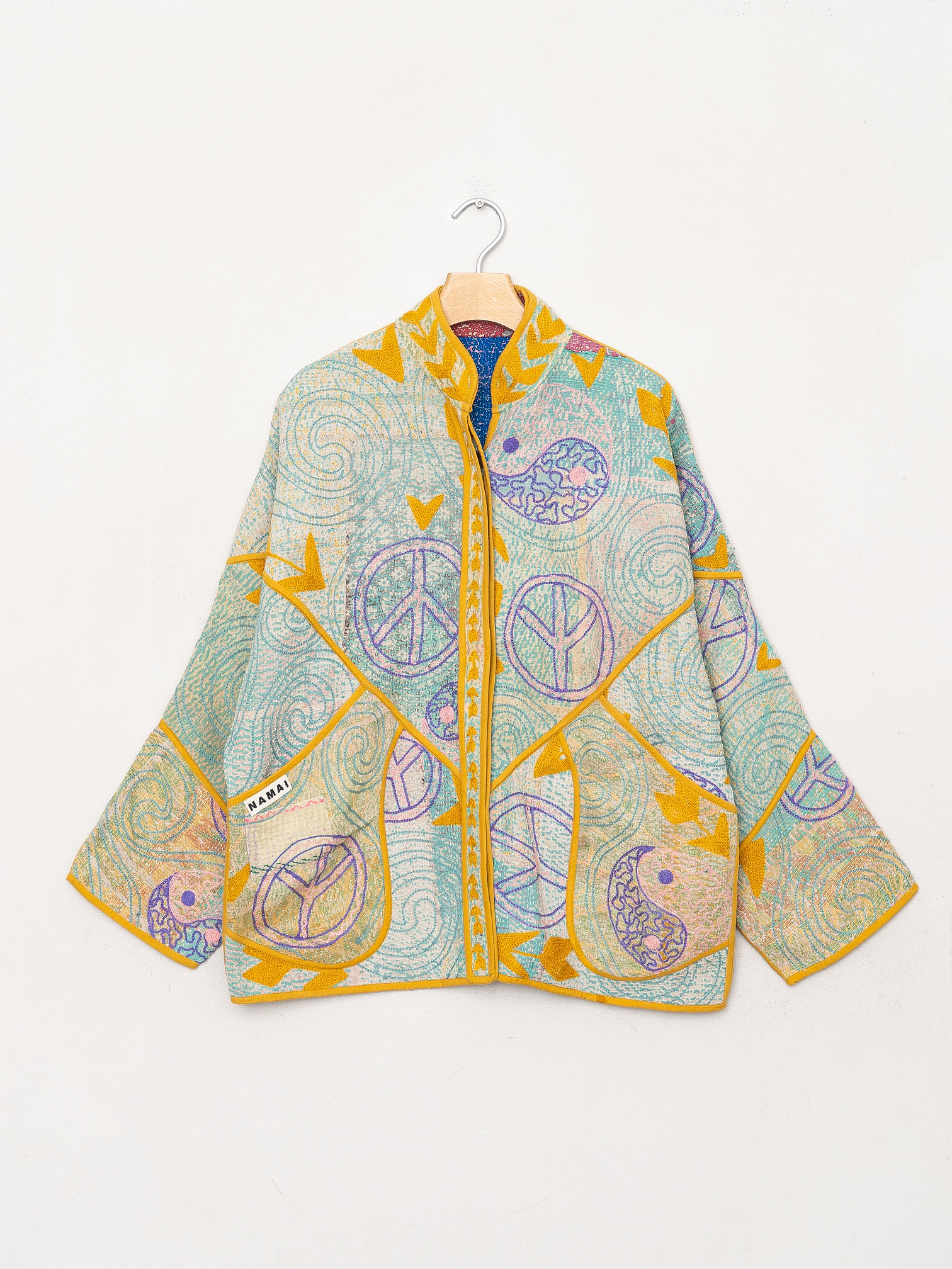 The Ladhiya Suzani Quilted Kantha Jacket – NAMAI