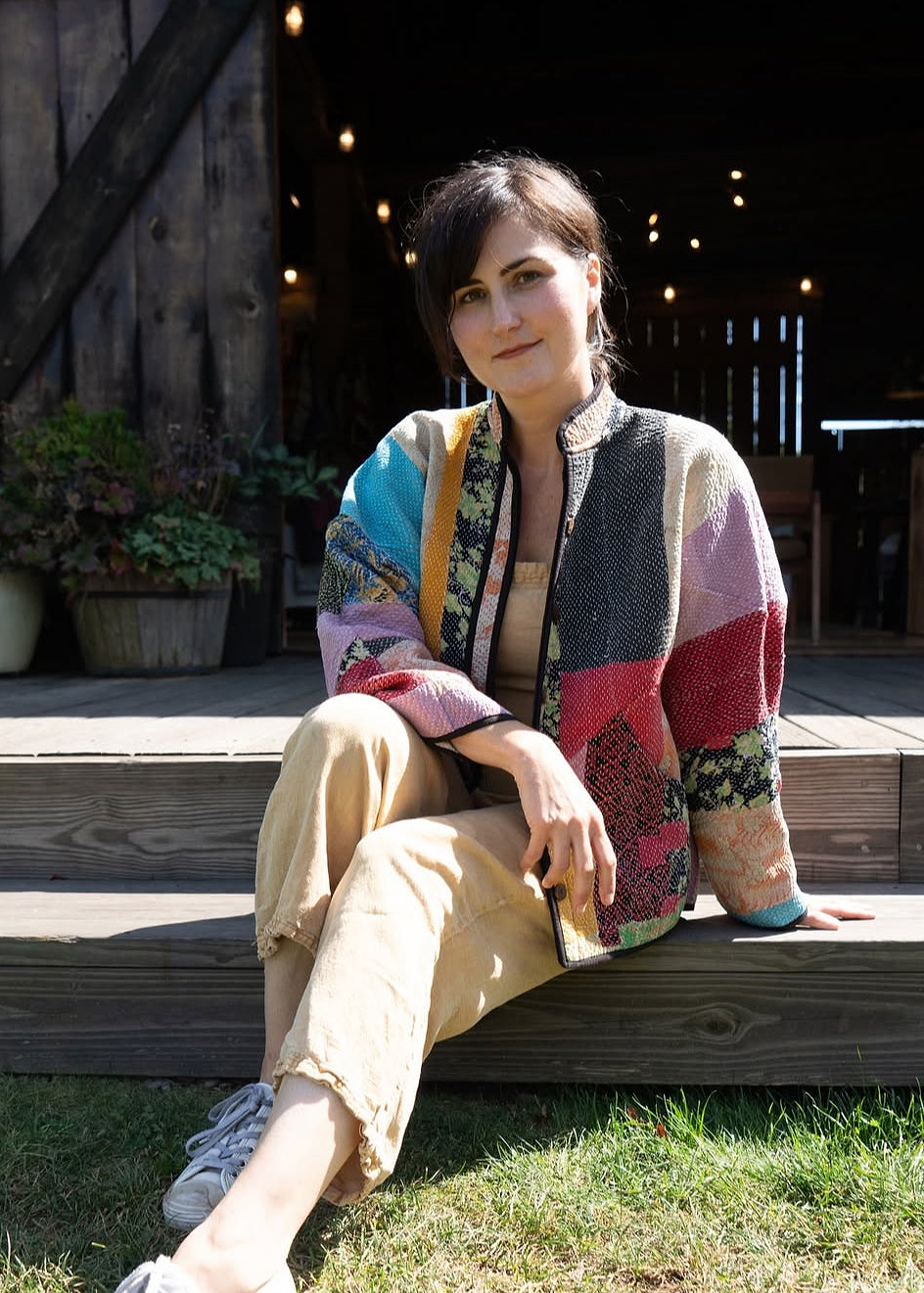 Meet Dana, Artist and Co-Owner of Ravenwoood