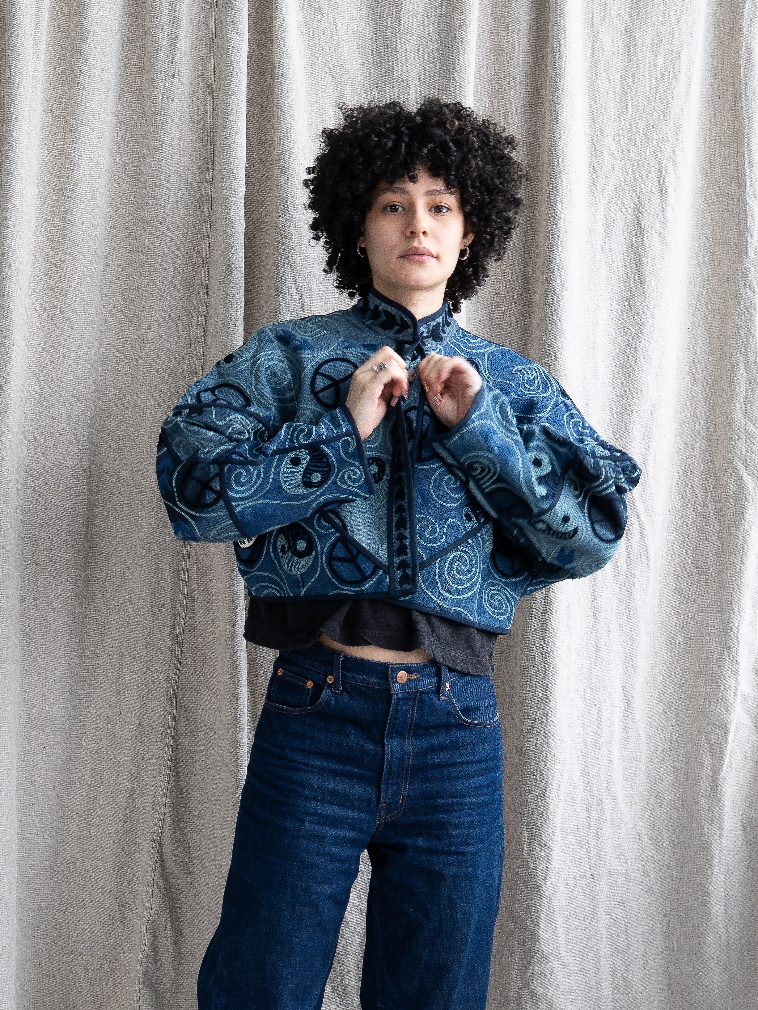 The Kaira Cropped Denim Suzani Jacket - Medium