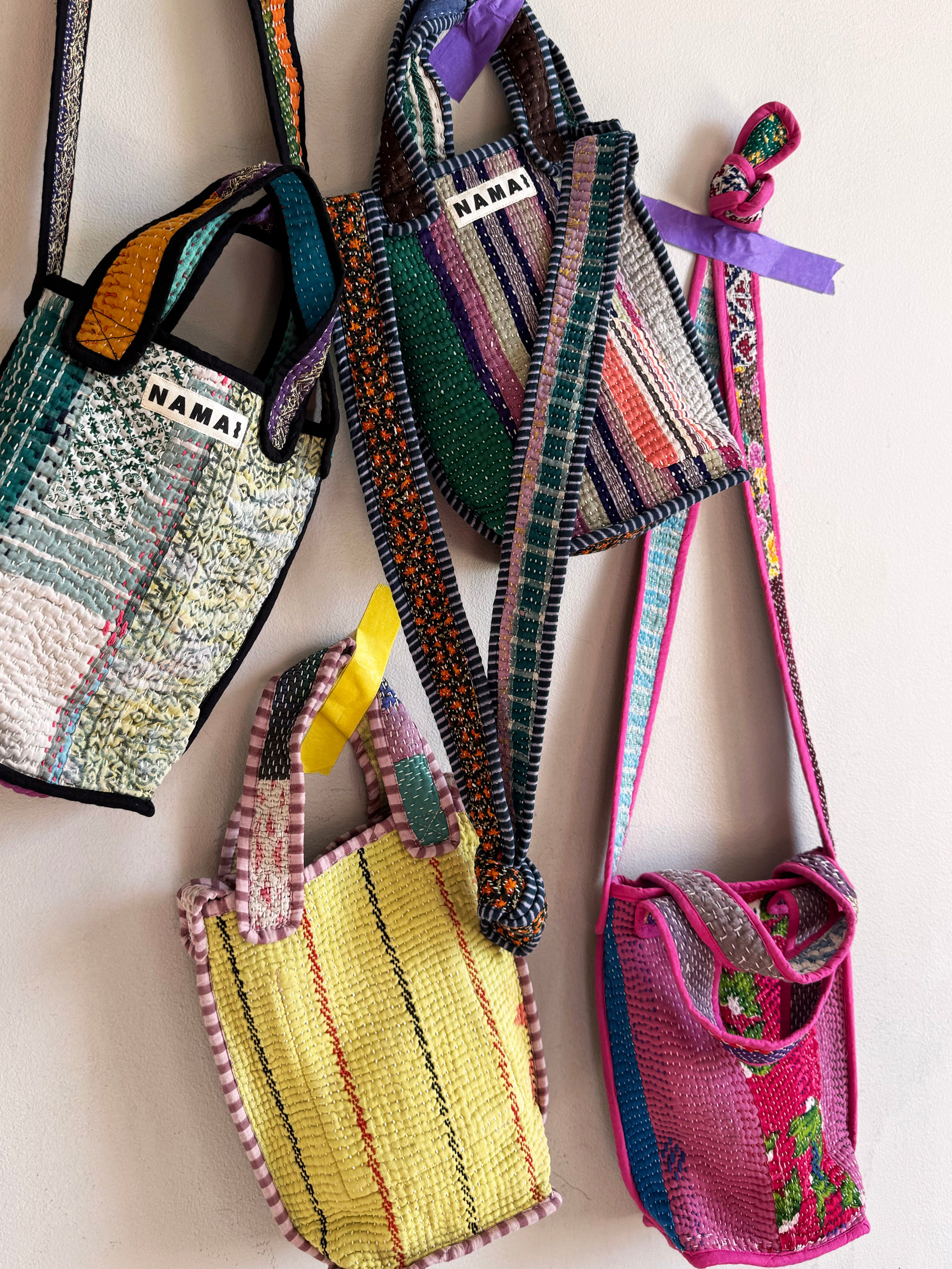 バッグ NAMAI The Falu Quilted Kanteen Bag Quilted Kantha Bags – NAMAI