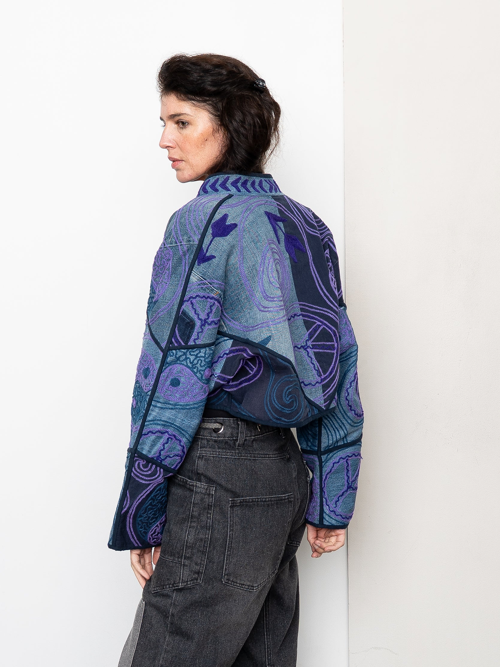 The Kaira Cropped Denim Suzani Jacket - Medium