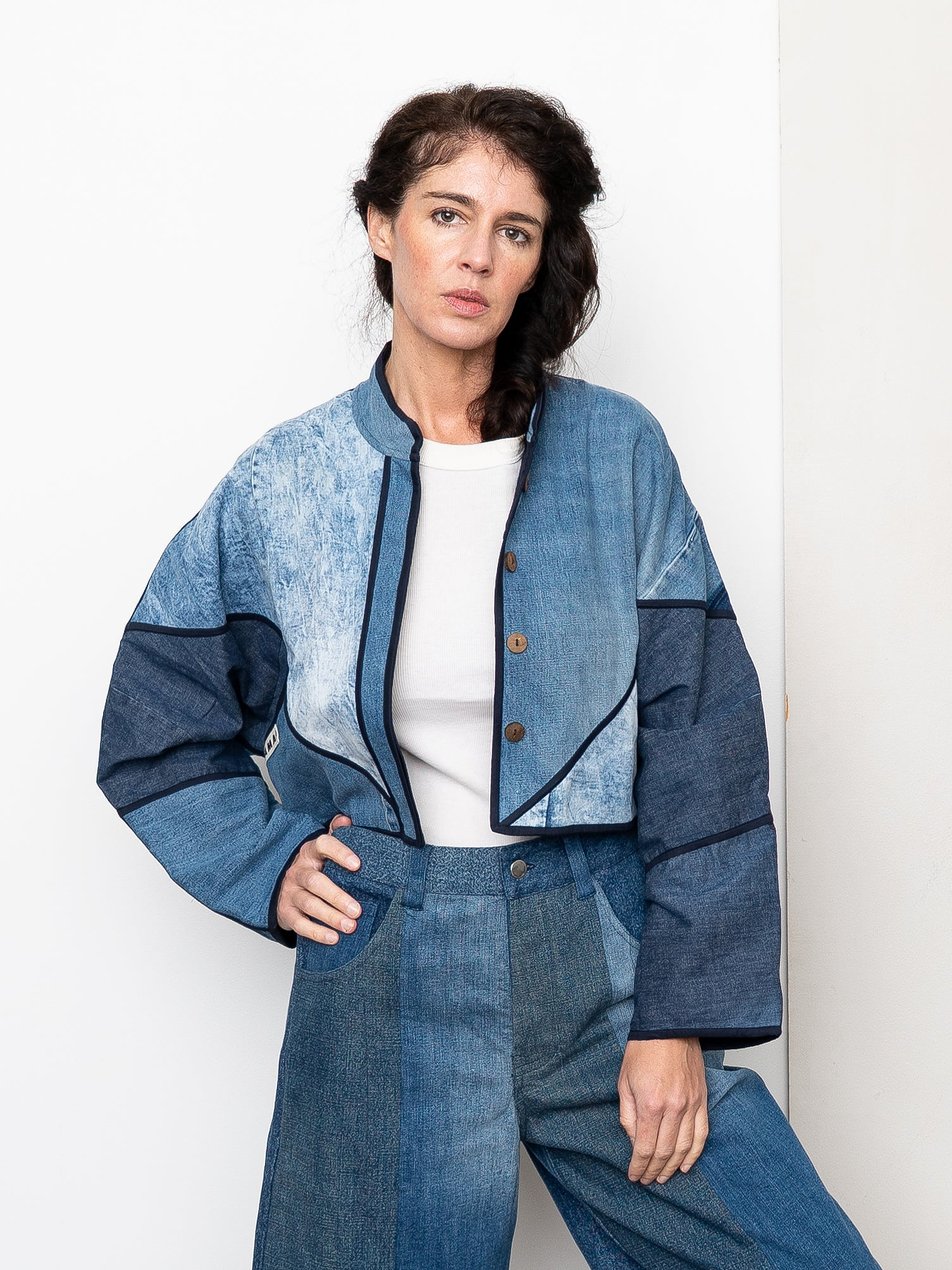The Kaira Cropped Denim Jacket - Medium