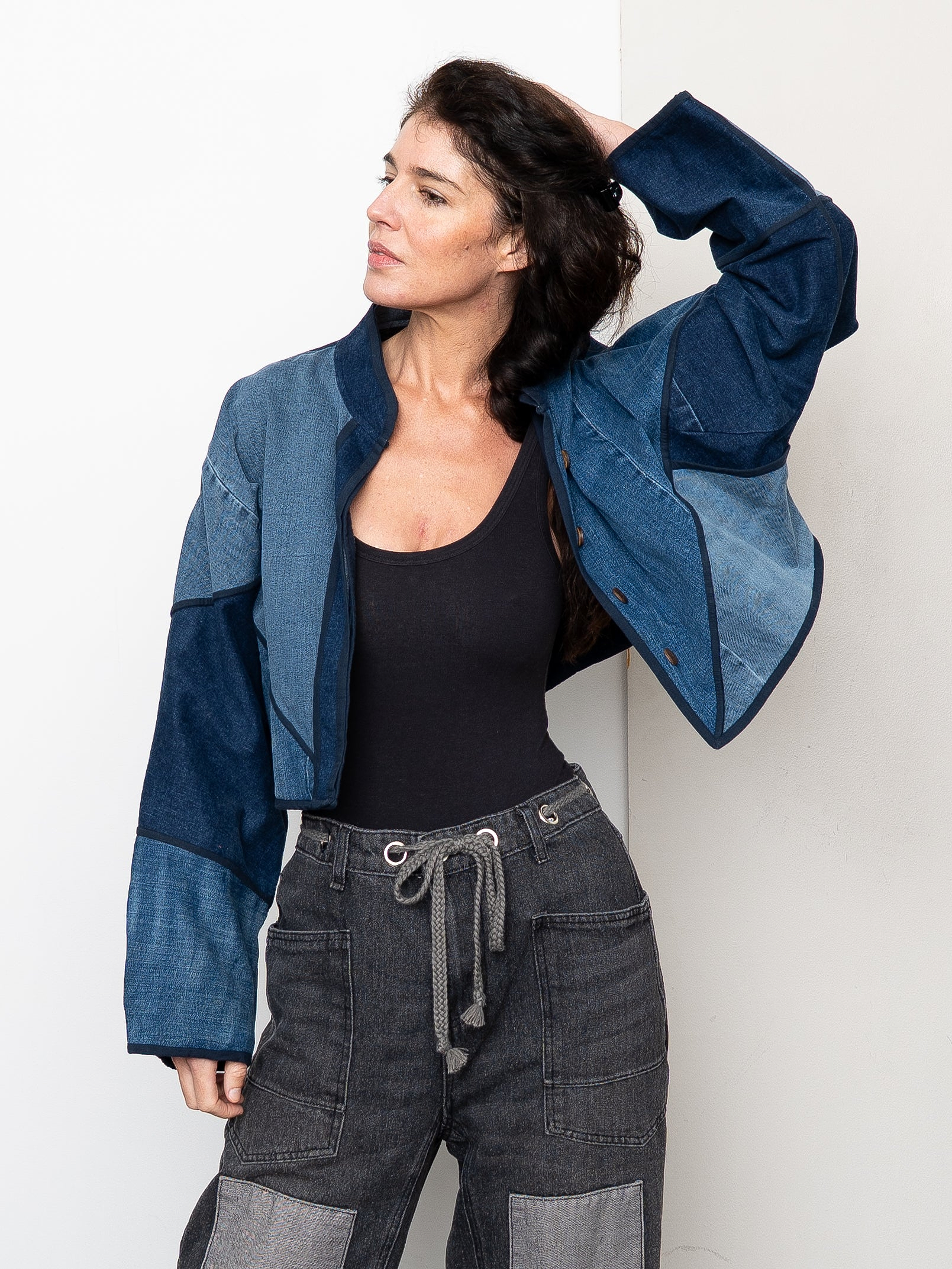 The Kaira Cropped Denim Jacket - Medium