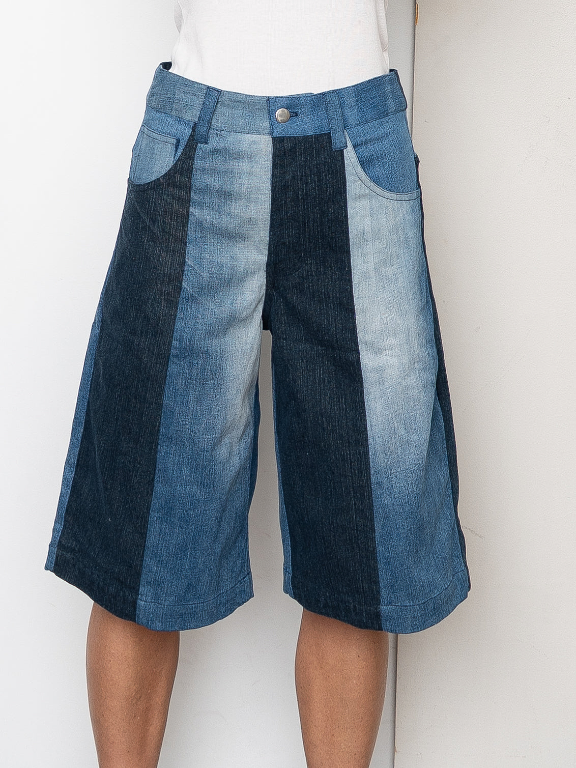 The Kamu Denim Shorts - Small