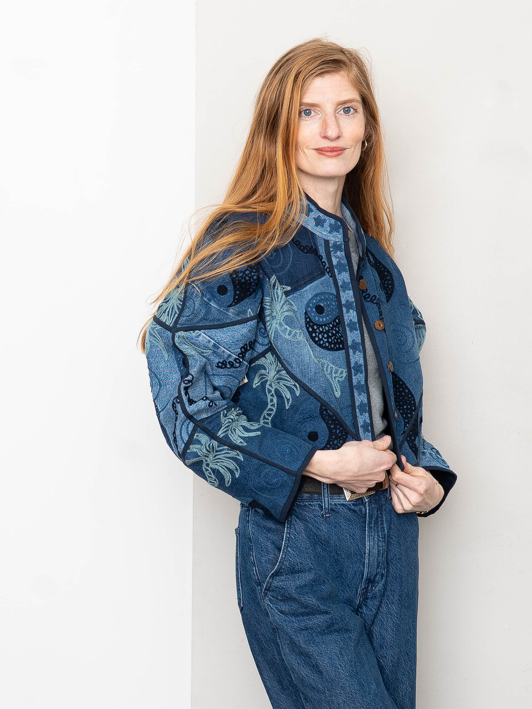 The Kaira Cropped Denim Suzani Jacket - Medium